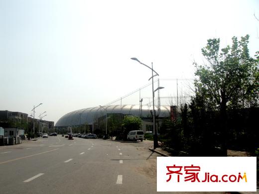 招商鉆石山配套圖周邊配套旁邊水滴體育場
