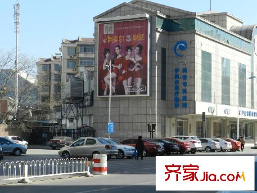 渤海明珠向西約200米美容醫(yī)院