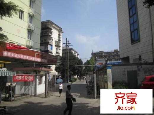 環(huán)北一村外景圖 