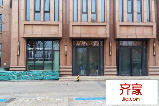 津?yàn)戧I小區(qū)樓棟實(shí)景（2015-3）