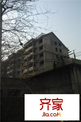 中環(huán)福境施工進(jìn)度一期洋房主體封頂（2015-3）