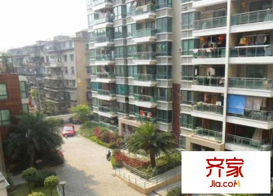龍城廣場外景圖 
