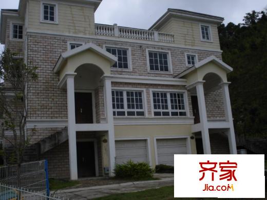 居住主題丹楓白鷺外景圖居住主題（丹楓白鷺） 