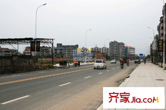 福晟錢(qián)隆公館配套圖周邊配套：學(xué)府周邊店鋪