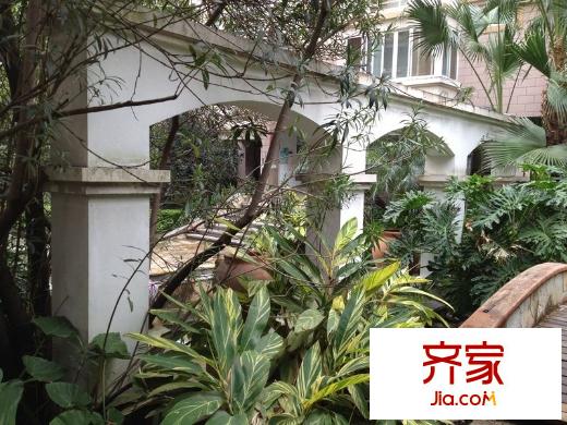 日出東方外景圖 