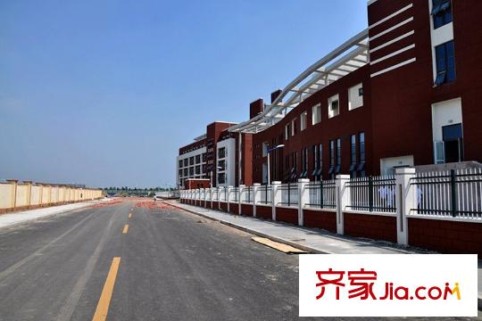 首城南湖墅周邊天和城實(shí)驗(yàn)中學(xué)