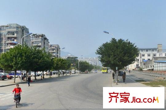 錦繡文華小區(qū)配套圖周邊配套 街道