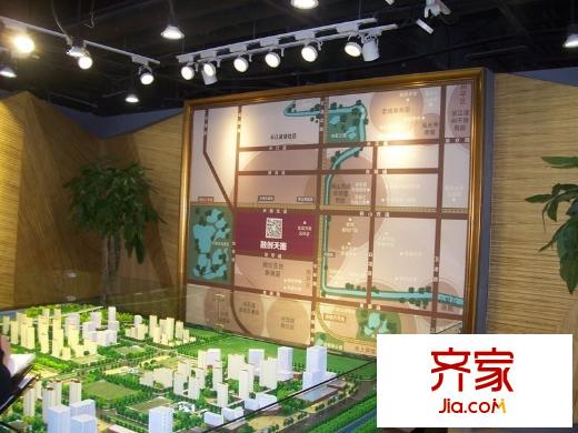 融創(chuàng)中心售樓處內(nèi)部（2014-06）