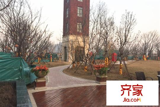 雍鑫紅星華府售樓處(2015-03)