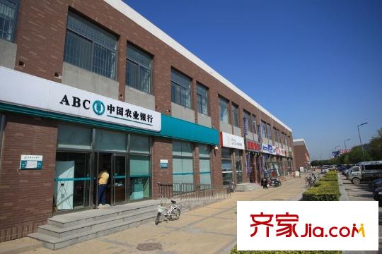 華潤橡樹灣西行200米商業(yè)街