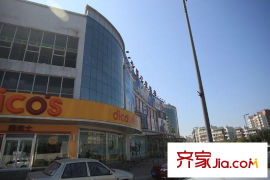 華潤橡樹灣西行200米商業(yè)街