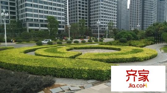 世歐上江城外景圖 