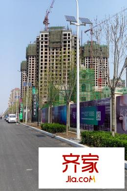 新梅江錦秀里高層工程進(jìn)度實(shí)景（2015-4）