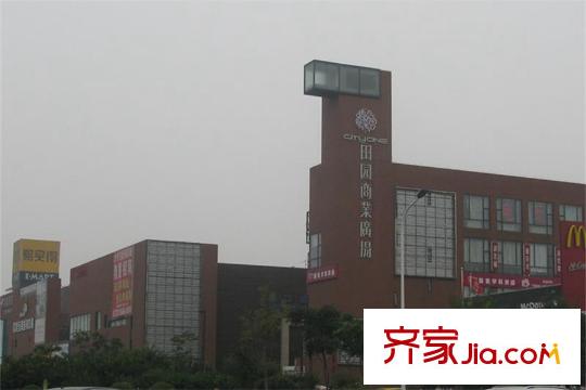 新梅江錦秀里周邊臨近的商業(yè)街