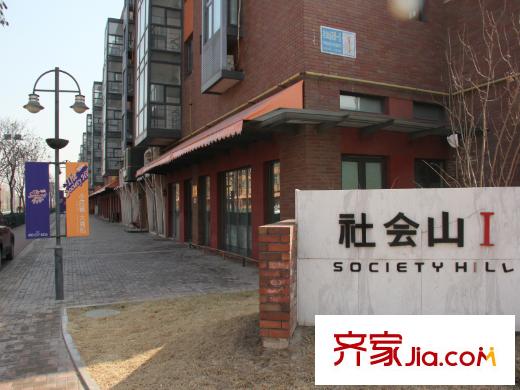 君悅花苑周邊商業(yè)街
