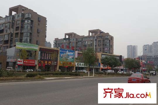 桃源觀邸周邊臨近的商業(yè)街