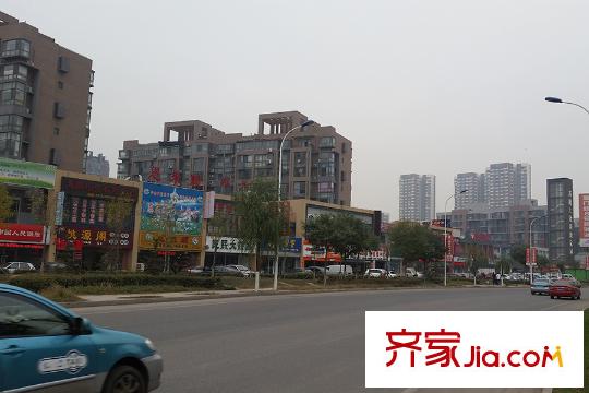 桃源觀邸周邊臨近的商業(yè)街