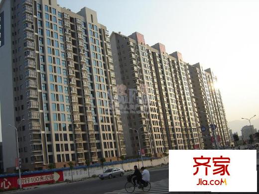 美林灣外景圖  工程進度