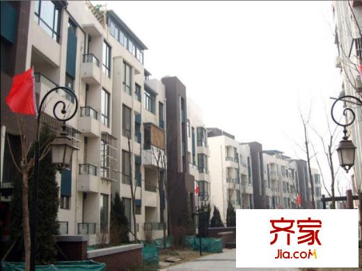 首府136棟小區(qū)實景（2012.3）