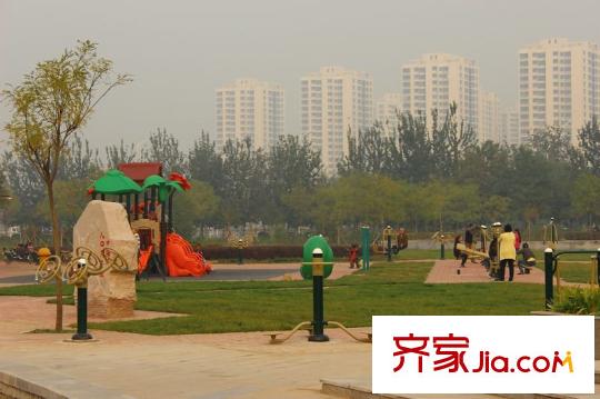 金隅滿堂中北鎮(zhèn)公園配套