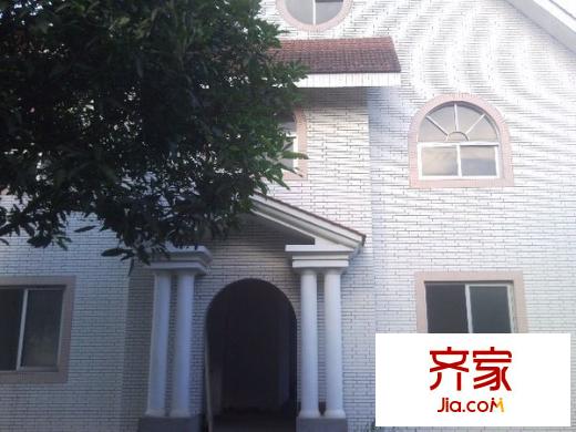 英泰第一城A區(qū)別墅外景圖英泰第一城A區(qū)一期 