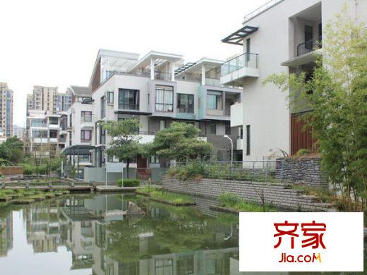 中天金海岸領(lǐng)袖苑別墅外景圖 