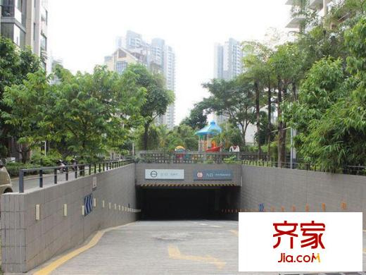 中天金海岸領(lǐng)袖苑別墅外景圖 