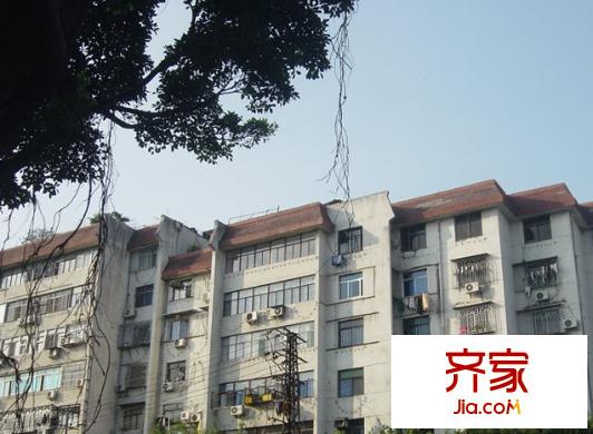國(guó)貨商廈新村外景圖 