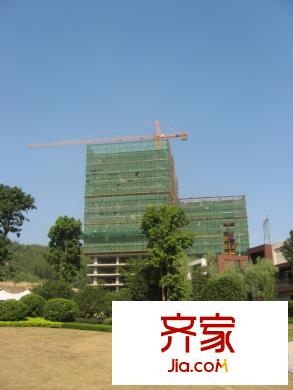 宏匯蝶泉灣在建高層20130710