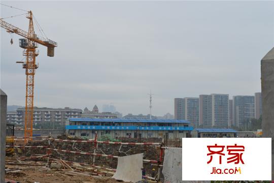融僑奧體園著工程進(jìn)度（2015.11.05）