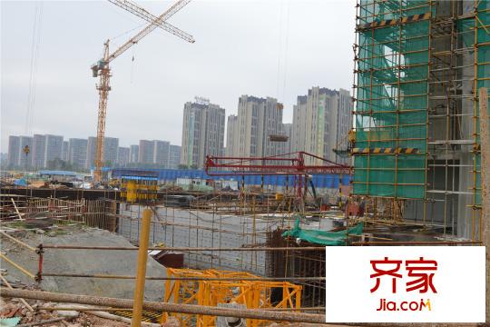 融僑奧體園著工程進(jìn)度（2015.11.05）