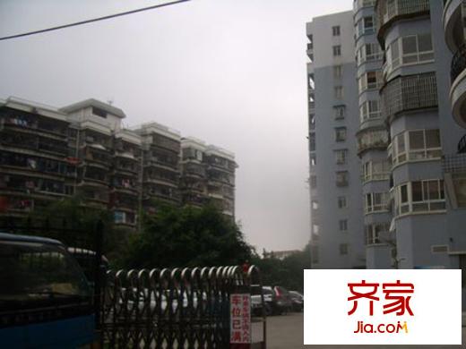 先鋒苑小區(qū)外景圖 