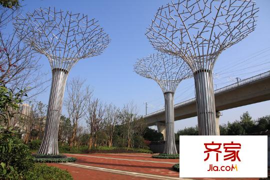 中國鐵建梧桐苑示范區(qū)梧桐雕塑（20131119）