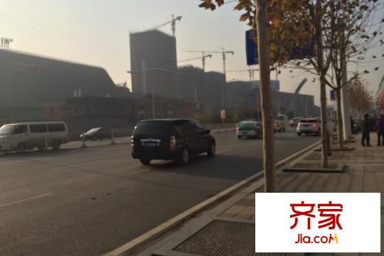 萬達(dá)御湖世家整體工地實(shí)景（20150323）