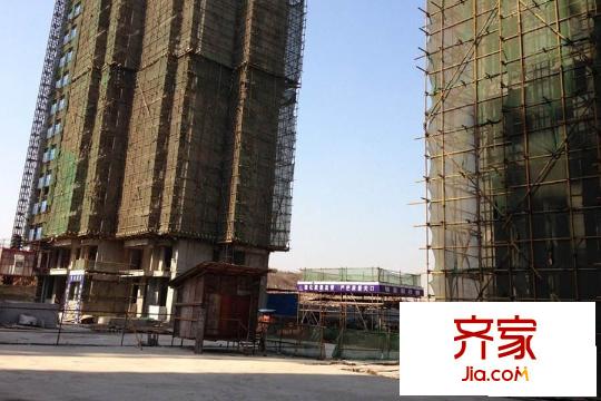 當代安普頓小鎮(zhèn)在建樓棟（20150327）