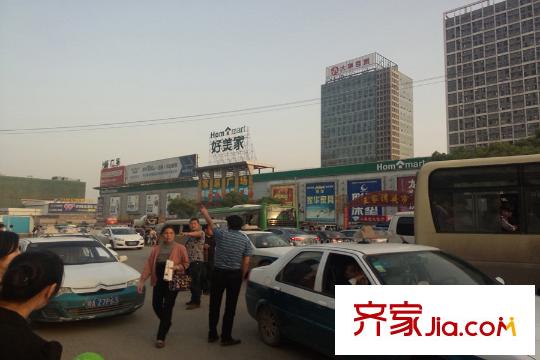 南國明珠四期東岸周邊好美家家居市場