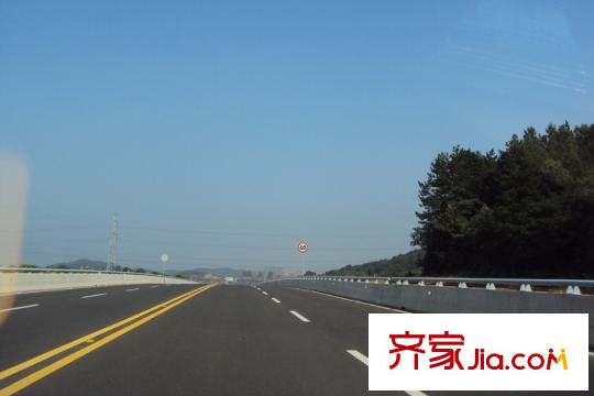 萬科花山紫悅灣周邊嚴西湖大橋橋面