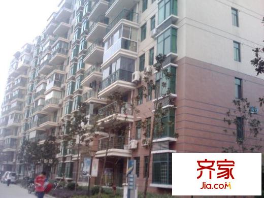 夢湖水岸別墅外景圖夢湖水岸 