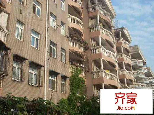 錦繡豪園別墅外景圖區(qū) 