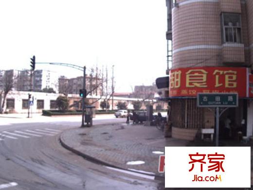 古田三路小區(qū)外景圖古田三路沿線房 