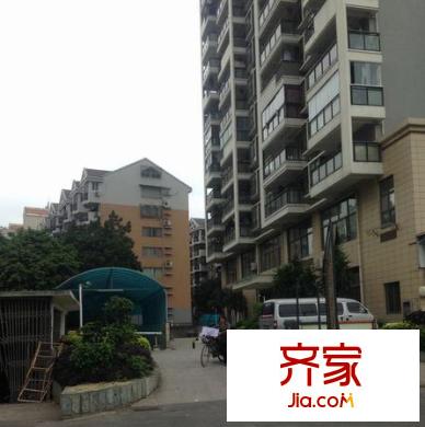 融鳳江濱外景圖 