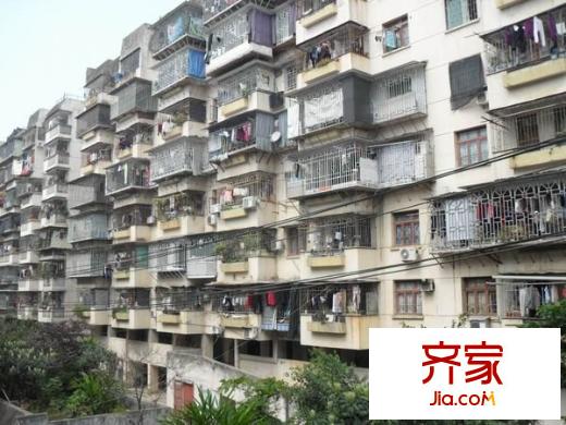 泉塘小區(qū)三區(qū)外景圖泉塘小區(qū) 