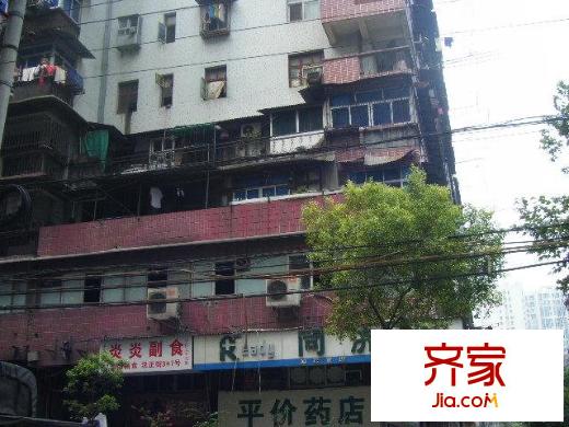 崇仁路小區(qū)外景圖崇仁路  
