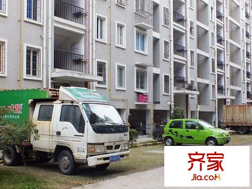 臨江新天地?zé)熒皆?></a>
					<div   id=