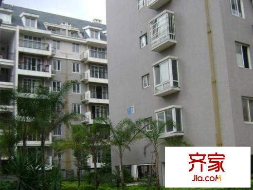 隆華蘋果園外景圖 