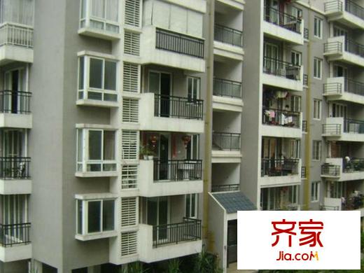 隆華蘋果園外景圖 