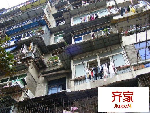 營(yíng)房北村外景圖 