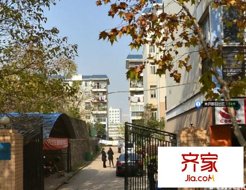 美廬郡園外景圖