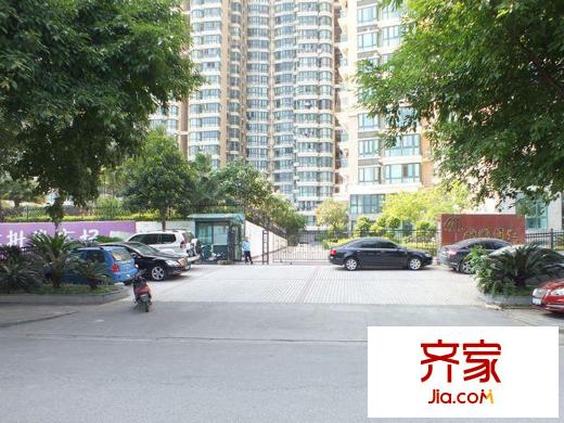 君臨閩江外景圖 