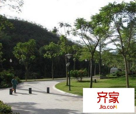 德福中央城外景圖